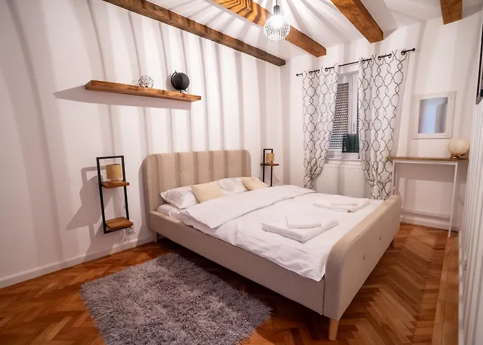 Middle Apartman Brassó